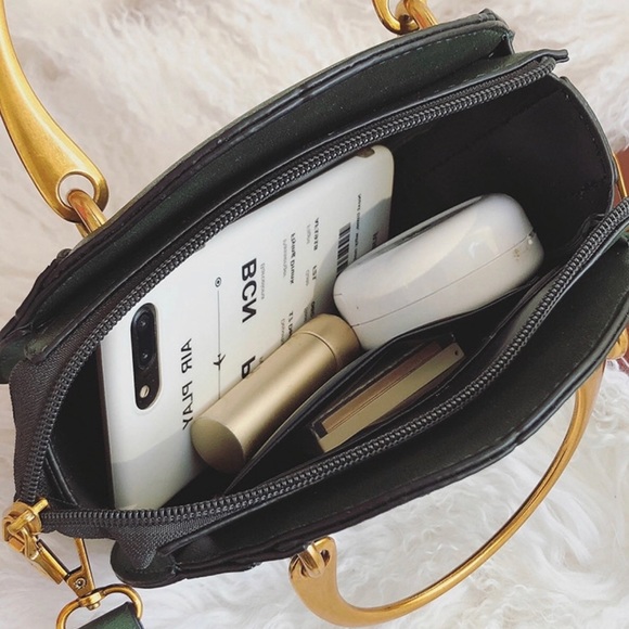 Bag - Picture 2 of 3